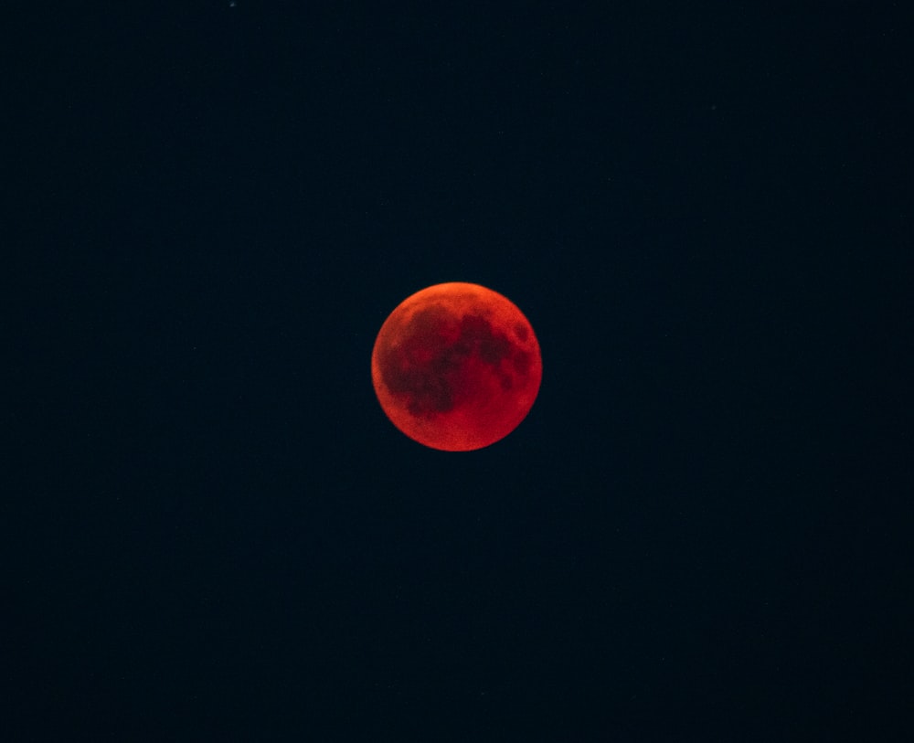 blood moon during night time