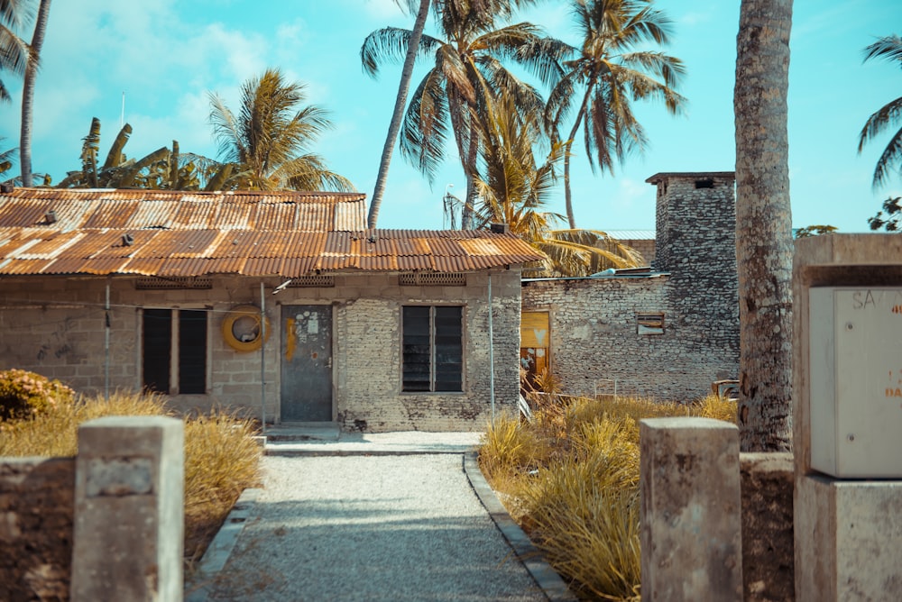 Vista da casa abandonada