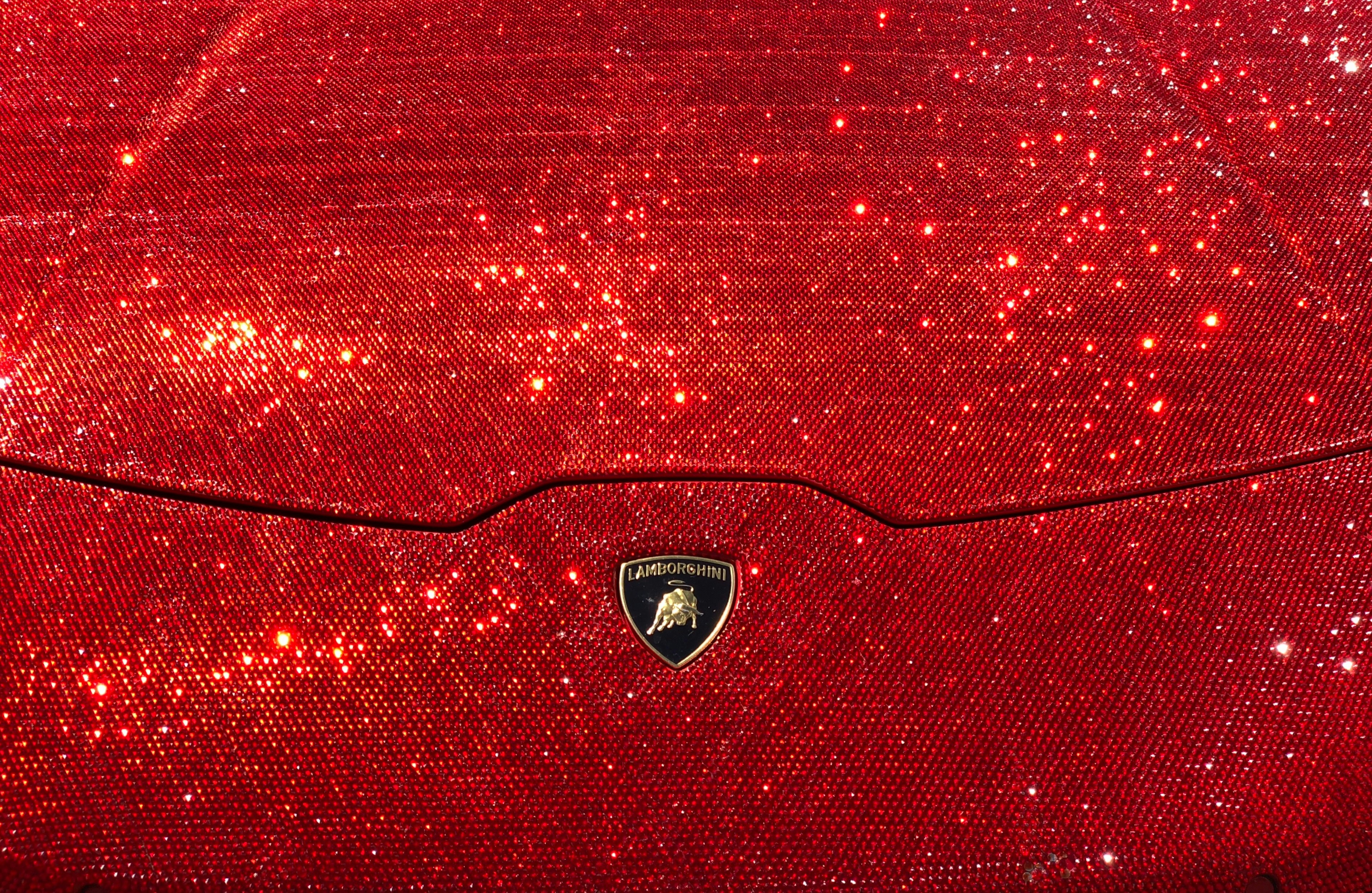 gold Lamborghini emblem