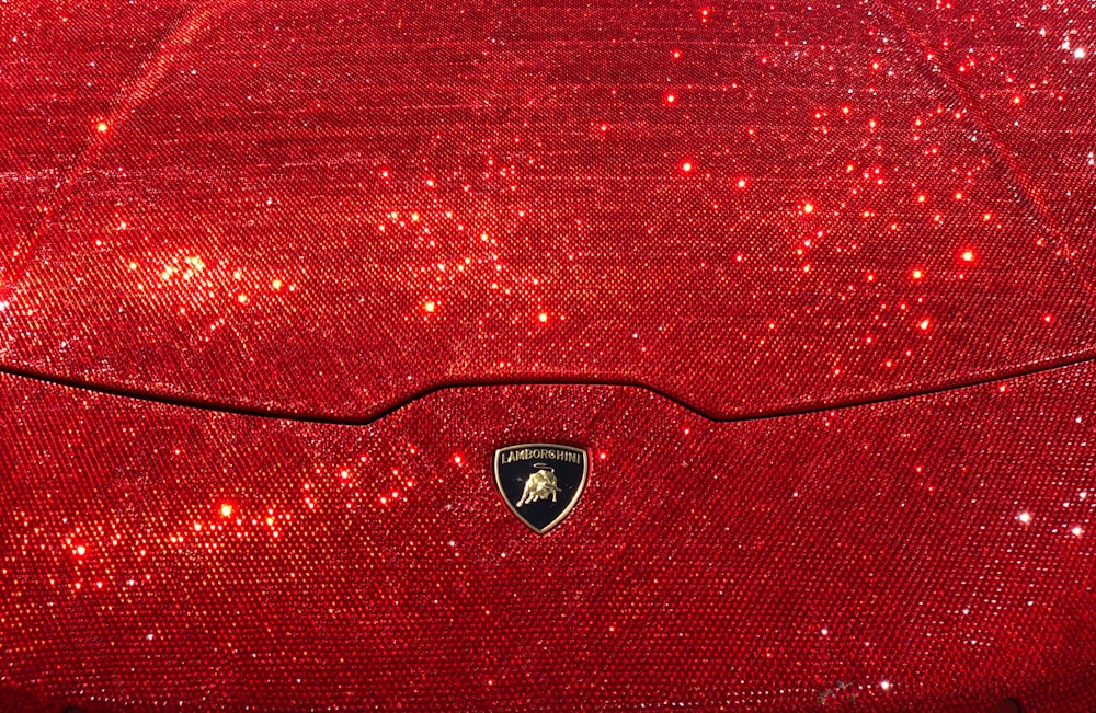 emblème Lamborghini doré