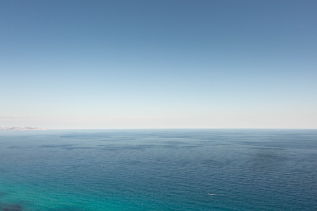 Тесты воды океана. Фотообои вода с горизонтом.