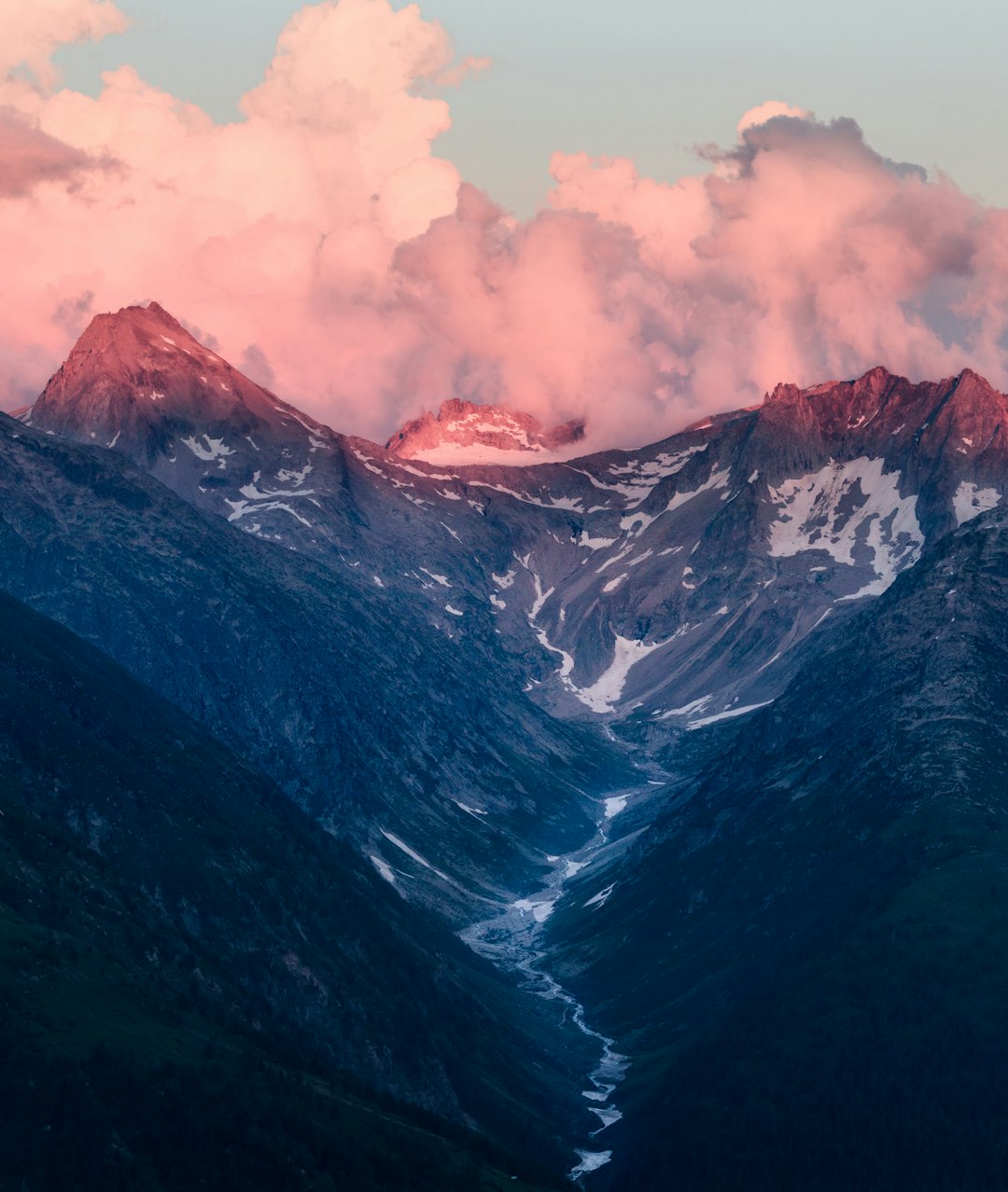 Mountain range photo spot Sidelhorn Ticino