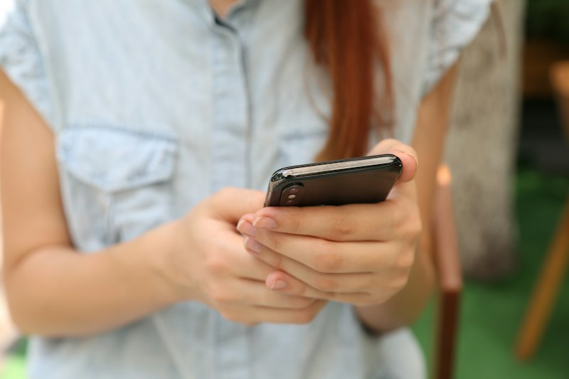 مشكلة عدم وصول رسائل الواتس في الايفون