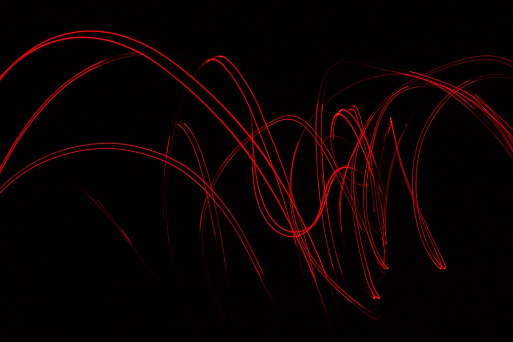 Fotografia de luz vermelha do redemoinho