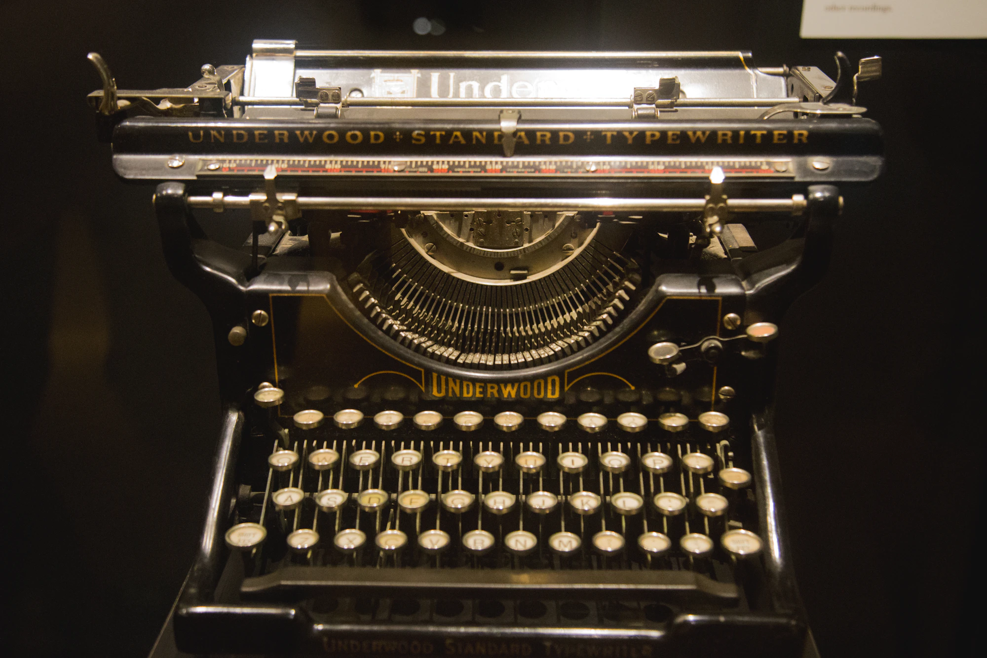 Figure 1 — The instrument, at rest. Photograph, archival source.