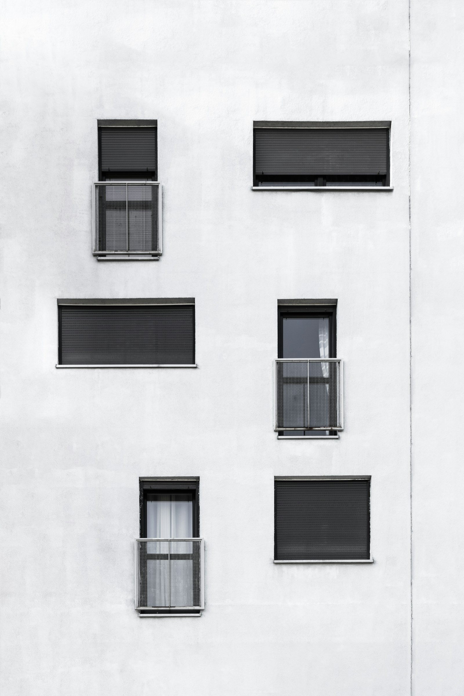Sigma 18-200mm f/3.5-6.3 DC OS HSM [II] sample photo. White concrete building photography