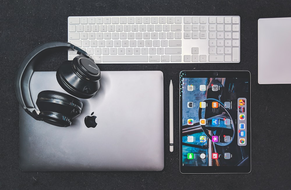 flat-lay photography of silver Apple products