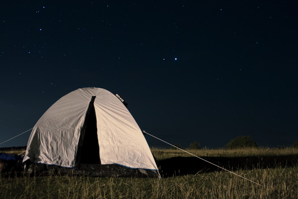 set-up gray tent