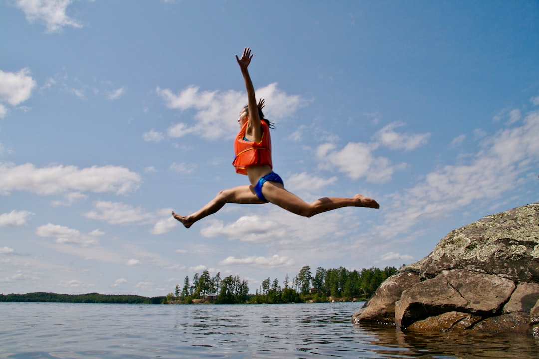 travelers stories about Diving in Temagami, Canada