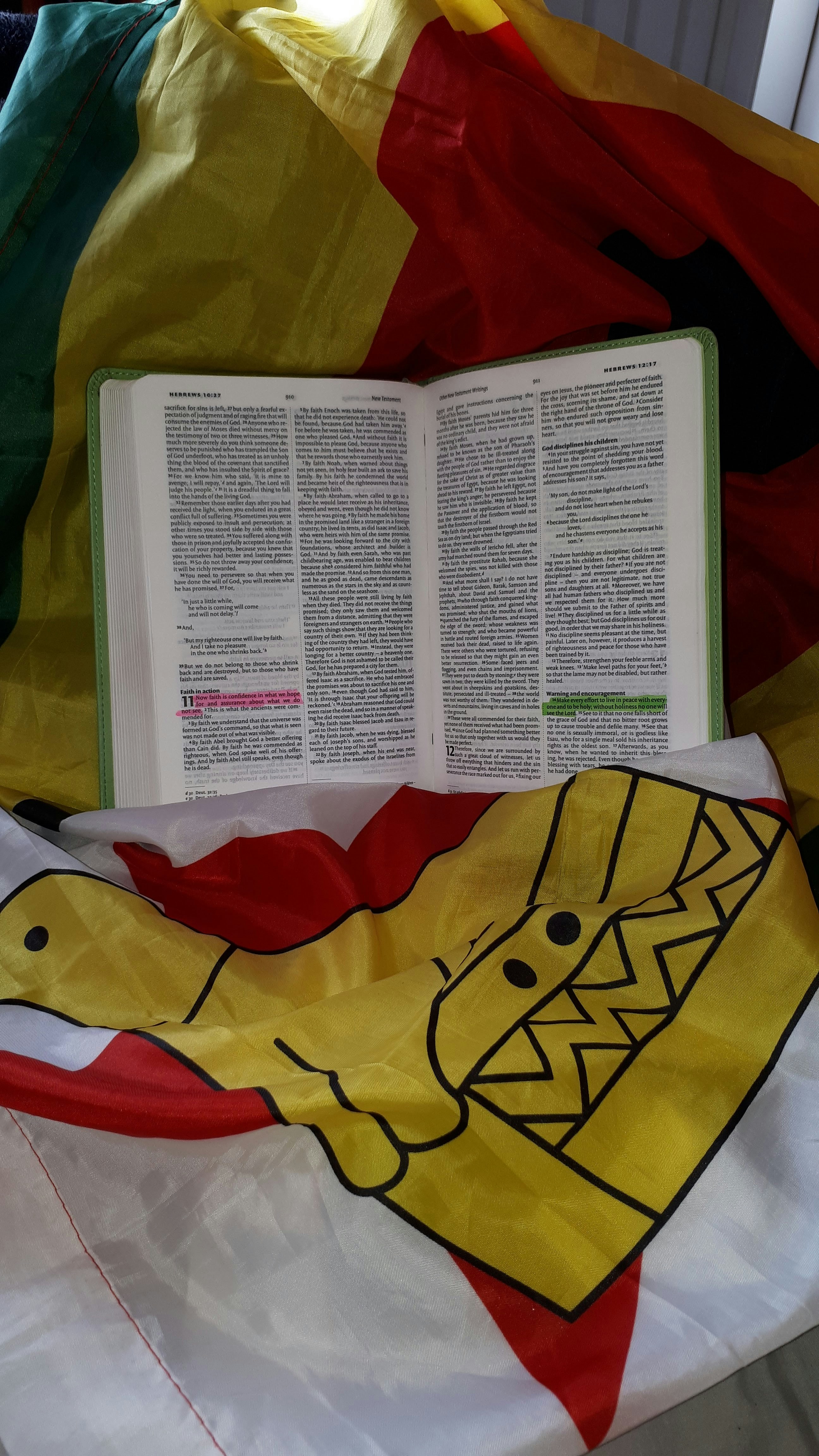 Tutɔ Dzidɔ Le Eʋe