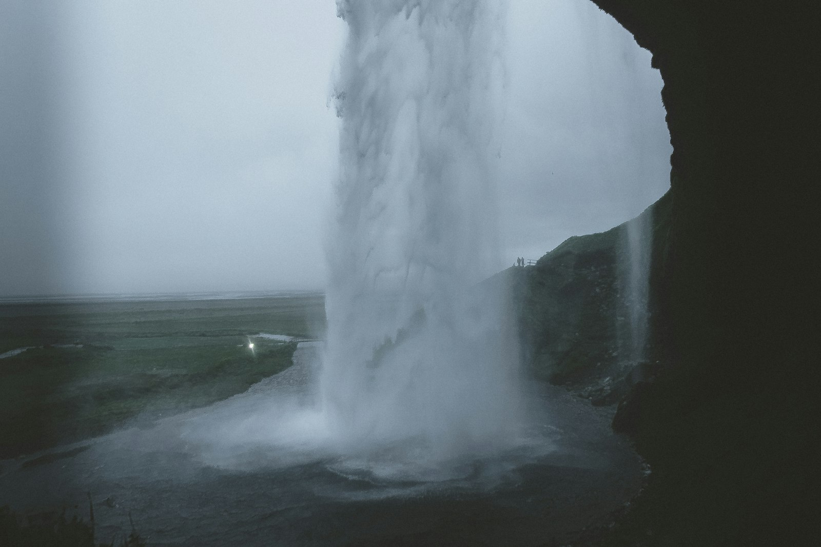 Canon EOS-1D X Mark II + Sigma 24mm F1.4 DG HSM Art sample photo. Waterfall cave during day photography