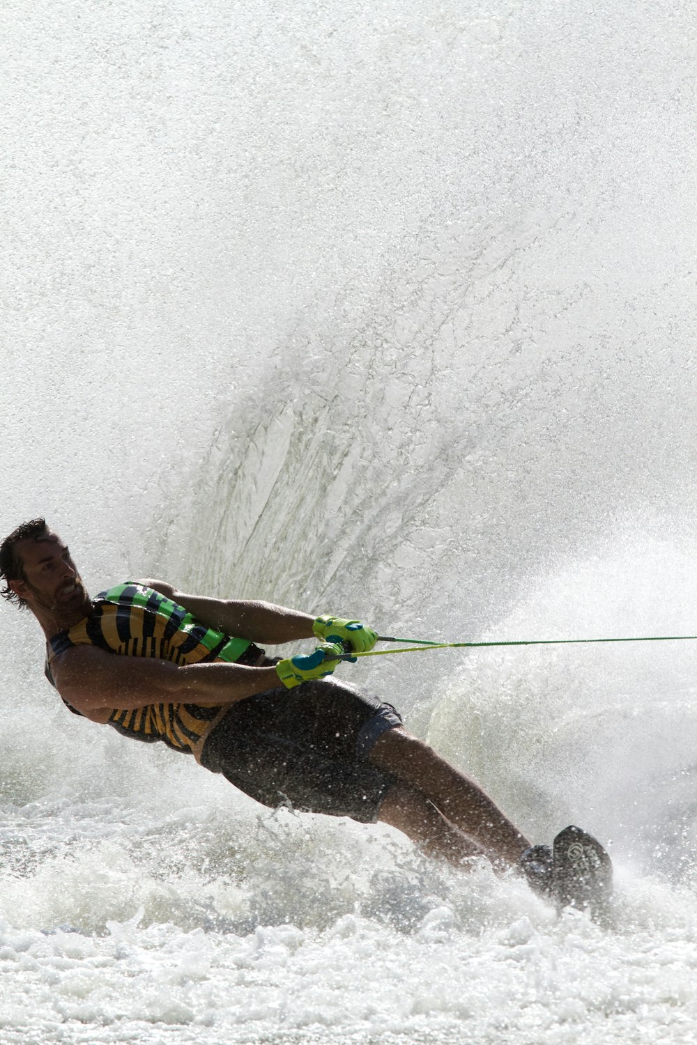man water skiing