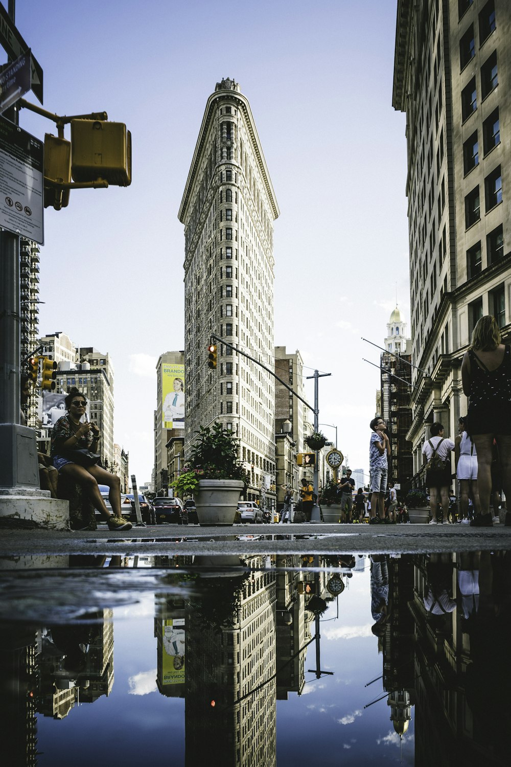 low angle photography of flatiron building