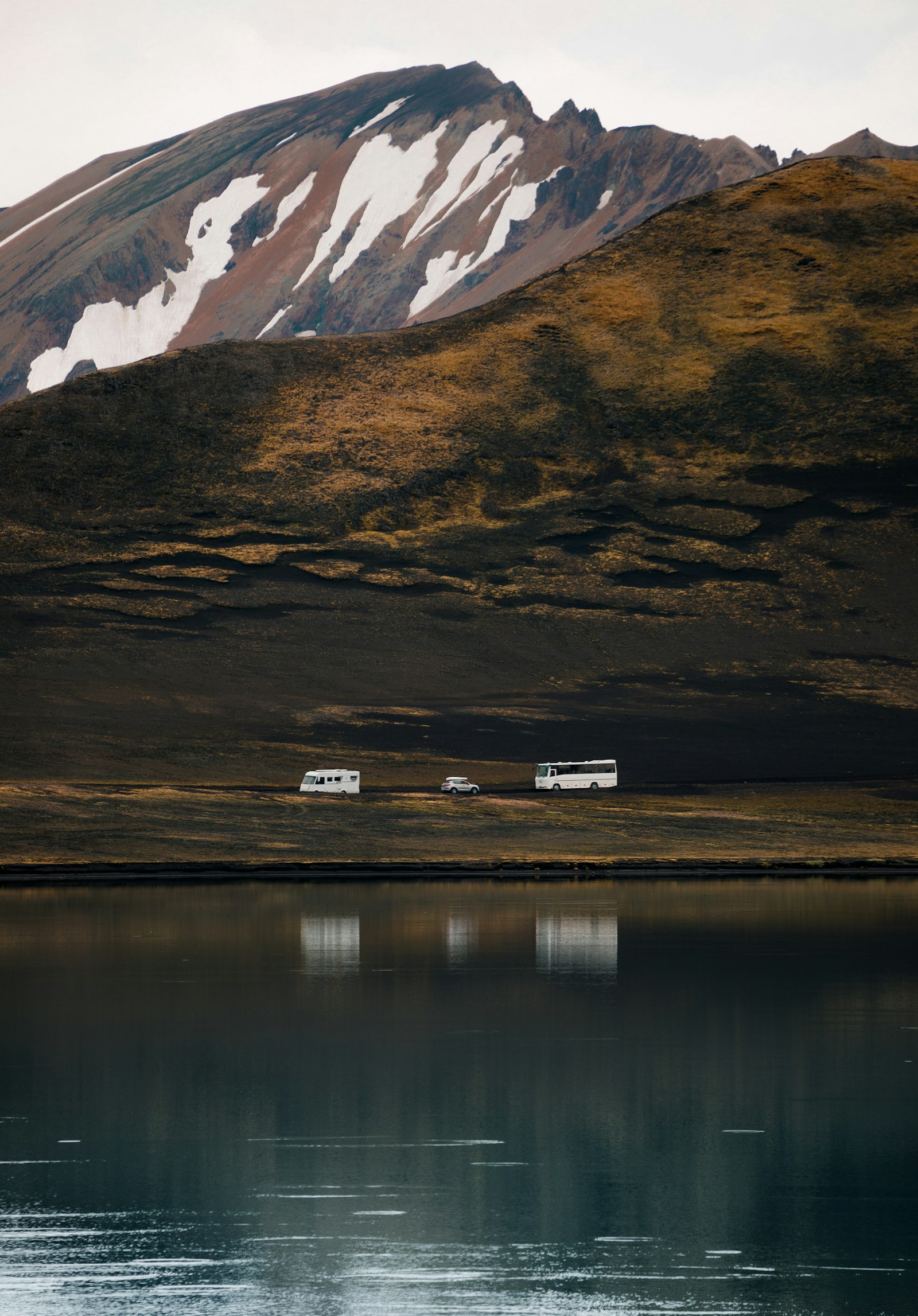 Canon EOS 5D Mark IV + Canon EF 70-300mm F4-5.6L IS USM sample photo. Brown mountain range in photography