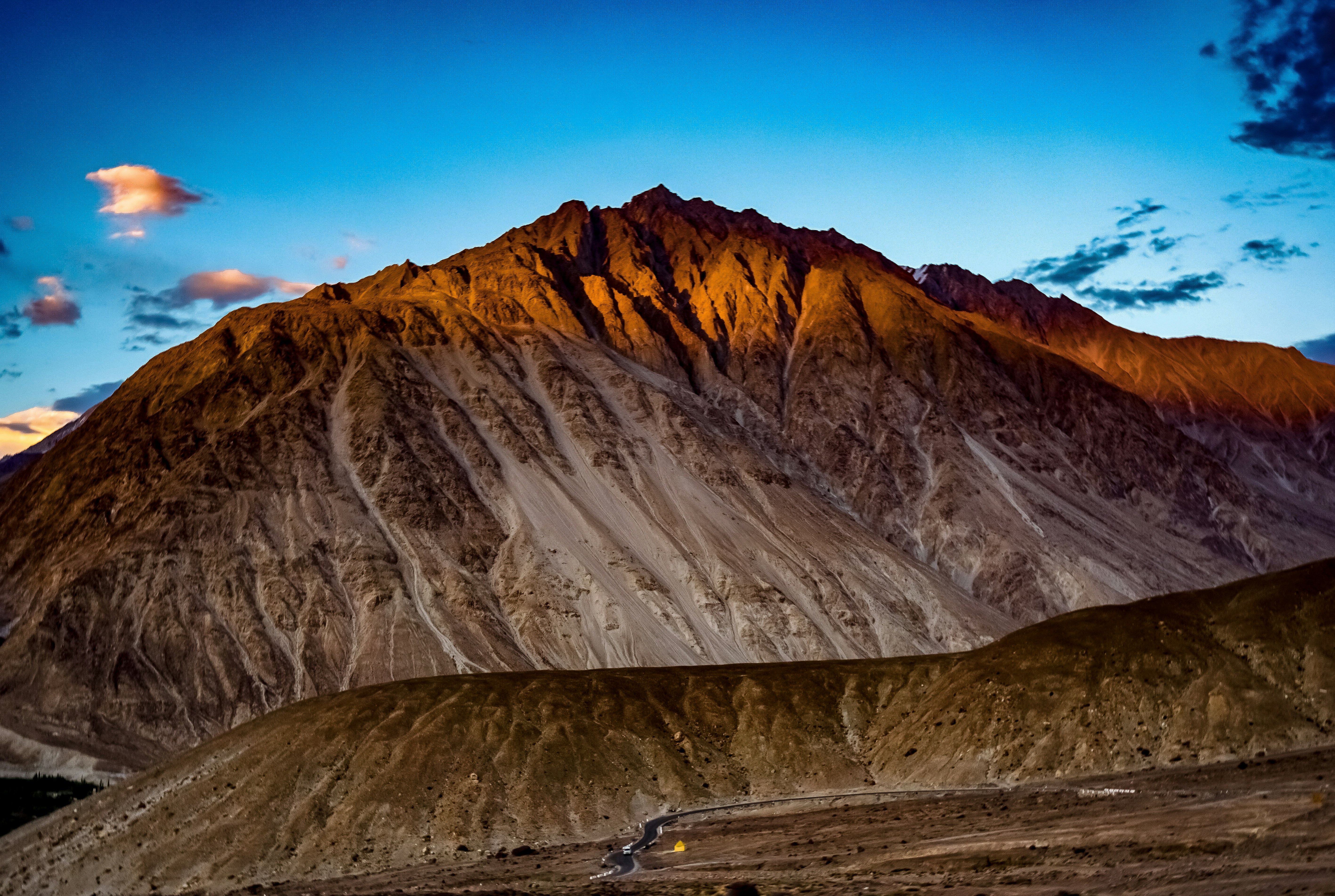 5 Adventure Travel Treks in Leh-Ladakh with Golden Sunset Views