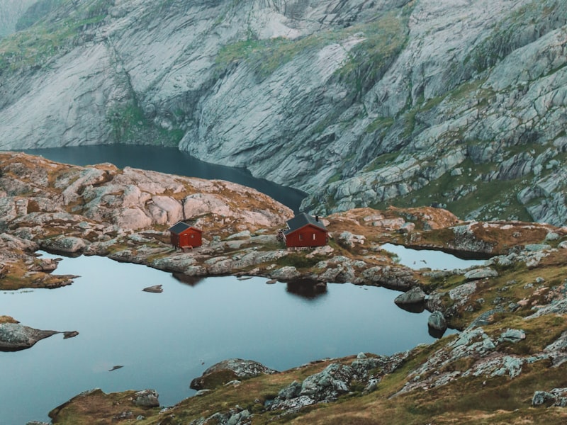 Gabion Landscapes: Sculpting Nature’s Canvas