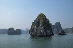 Vịnh Hạ Long