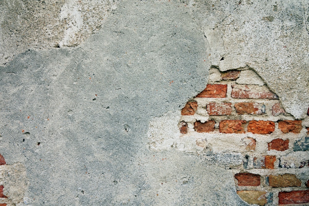 갈색 벽돌 콘크리트 벽