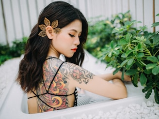 femme tatouage asiatique onlyfans mym