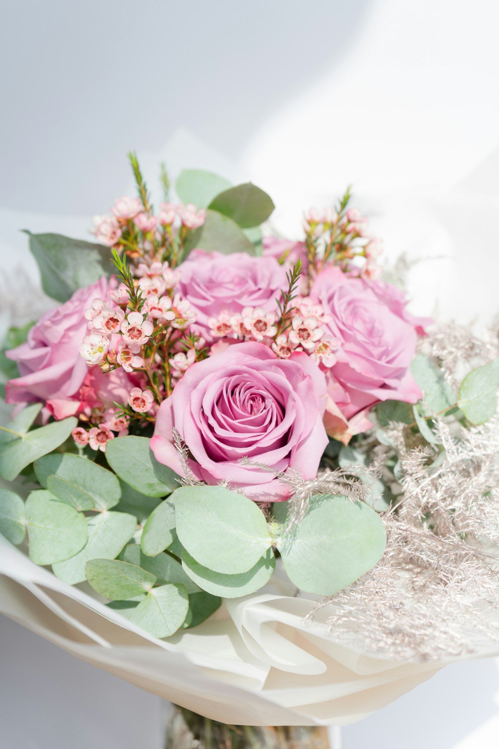 Sony FE 28-70mm F3.5-5.6 OSS sample photo. Pink rose bouquet photography