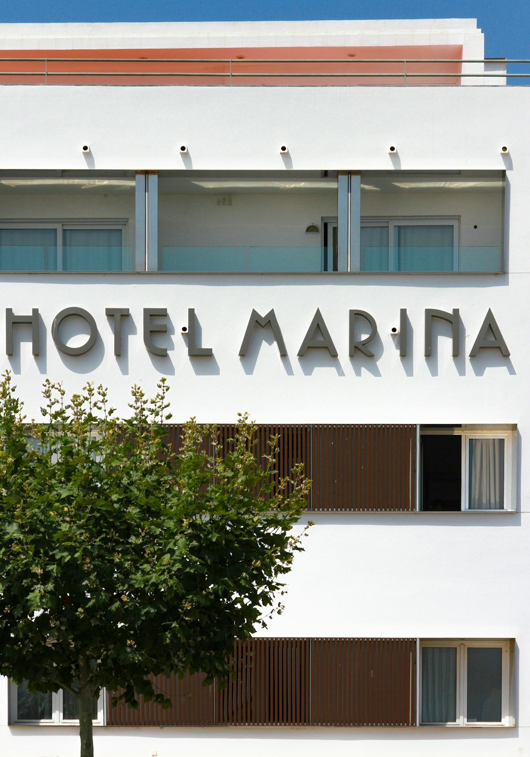 Hotel Marina building