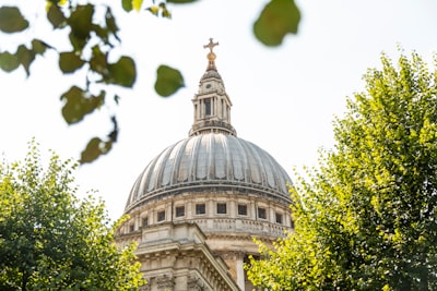 St Paul's Cathedral - から Carter Lane Gardens, United Kingdom
