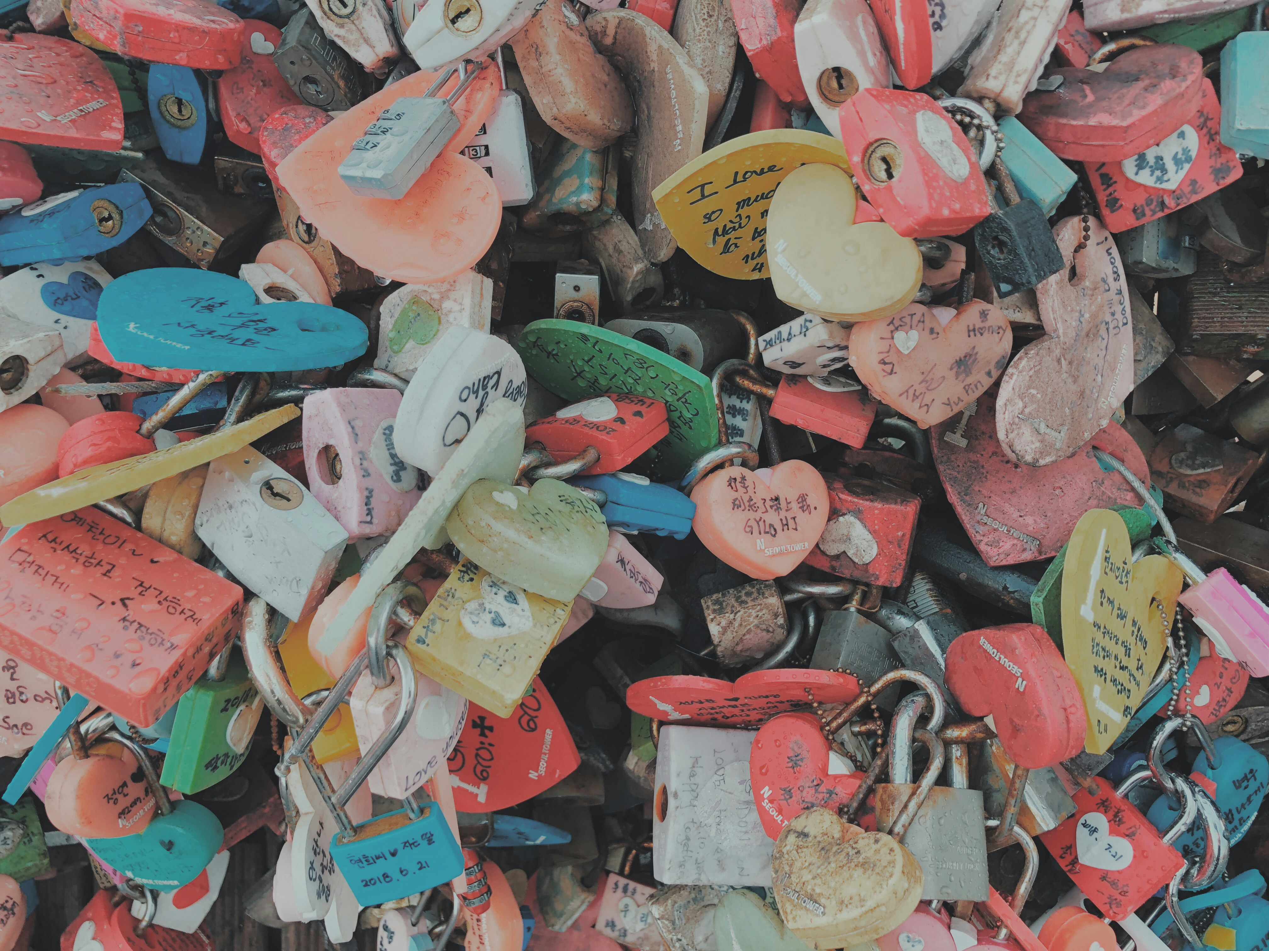 er Class, Status, Party Flashcards