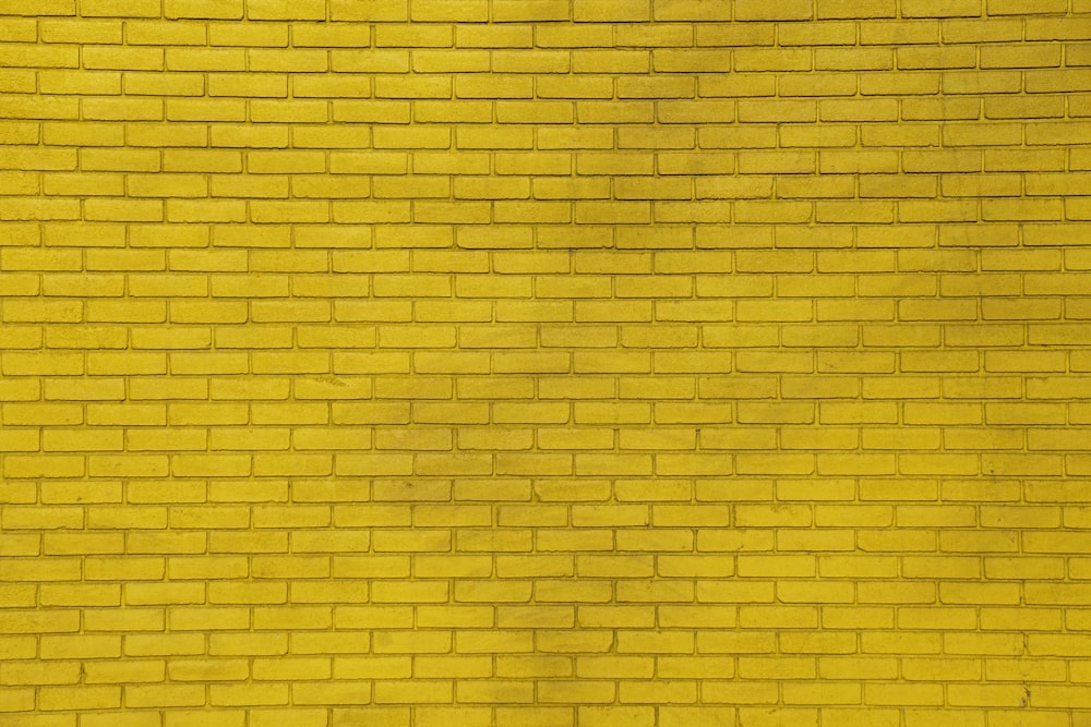 Briques murales jaunes