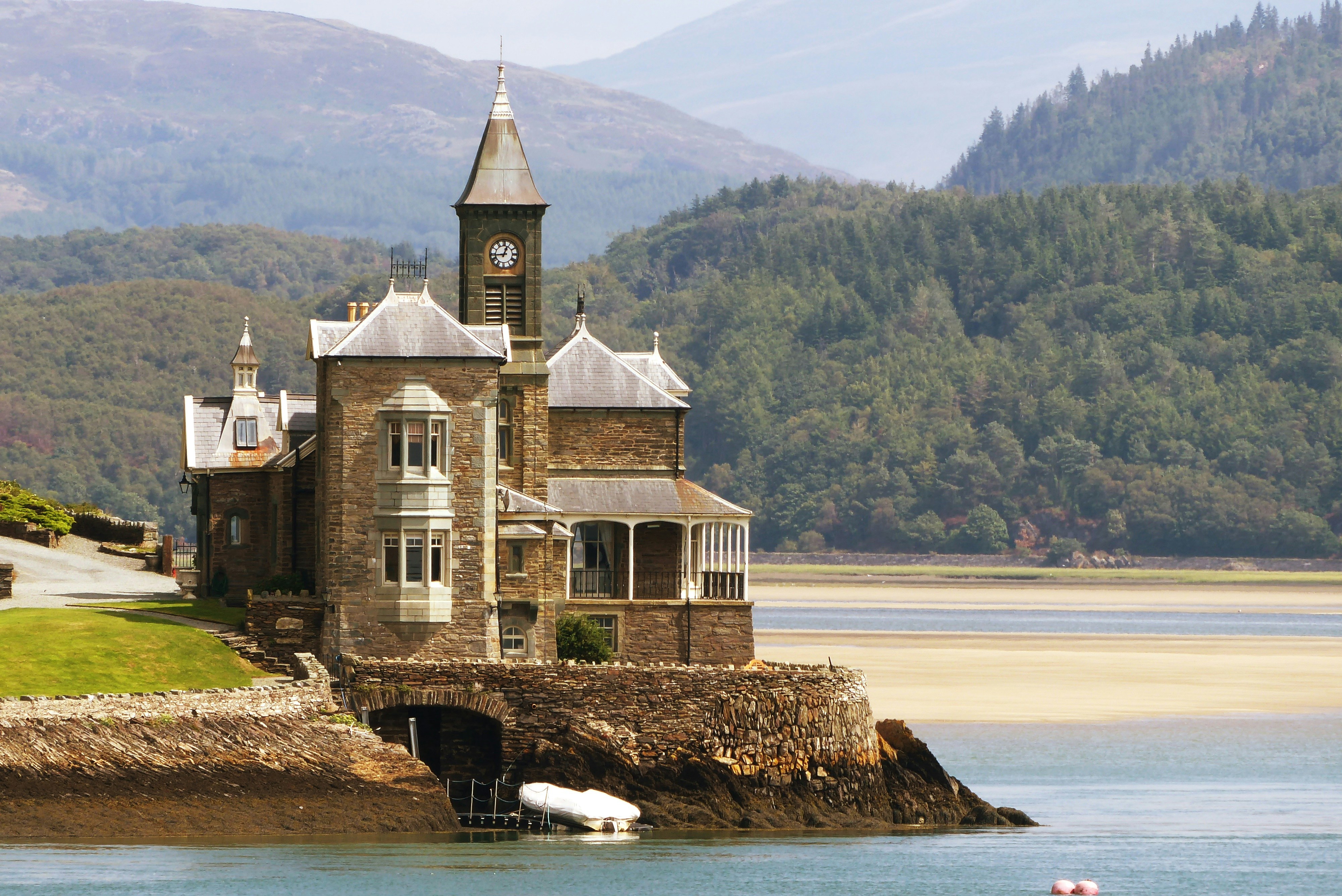 Renowned Human Geneticist Michael Hammer Shamed, Joe Pickrell Continues to Support Bad Science