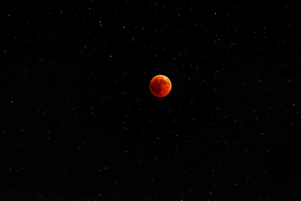 blood moon photography