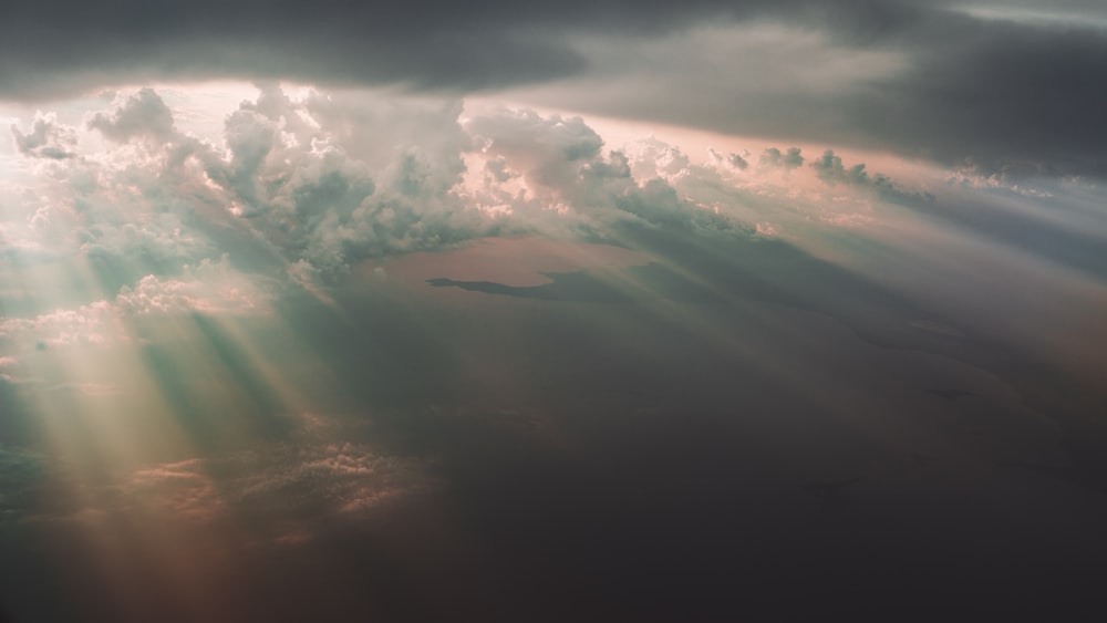 cloudy sky during daytime