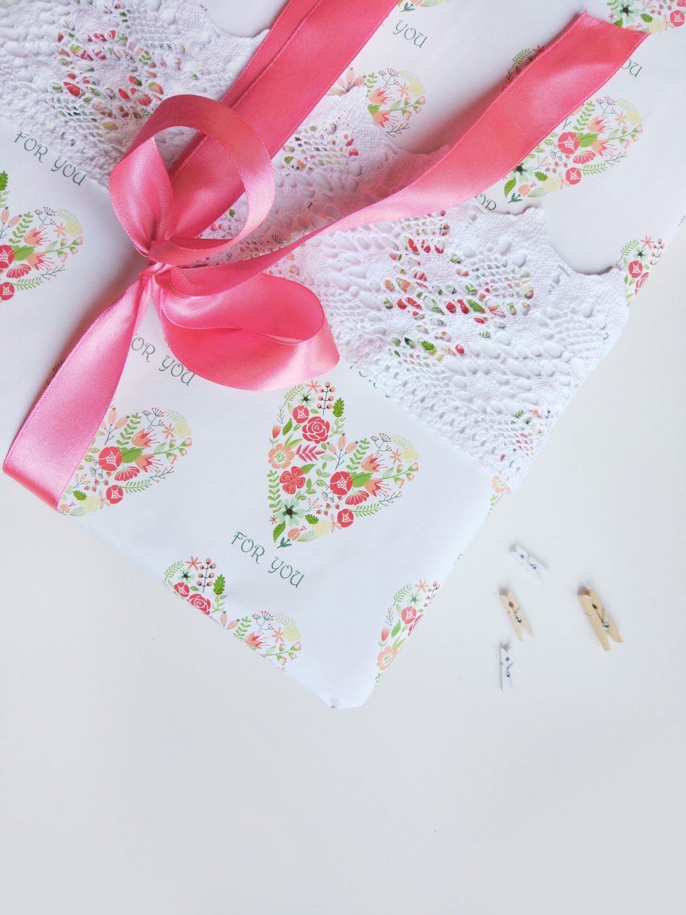 pink tassel ribbon