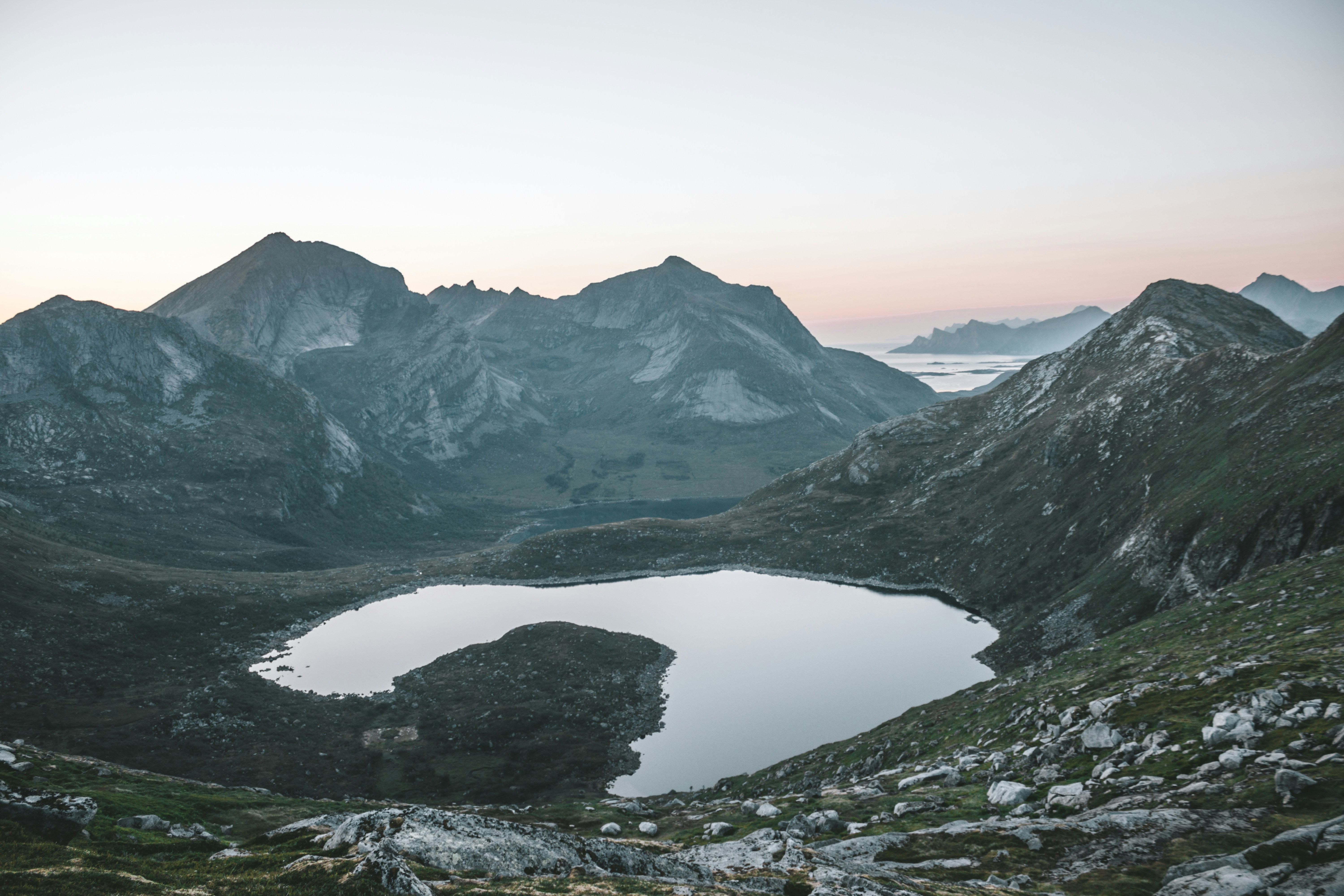 Horseid Stranda Pictures | Download Free Images on Unsplash