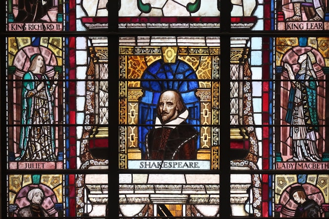 Unlock Your Inner Bard: Transform Thoughts with Shakespearean Flair