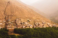 Casas berberes entre nogales en Imlil