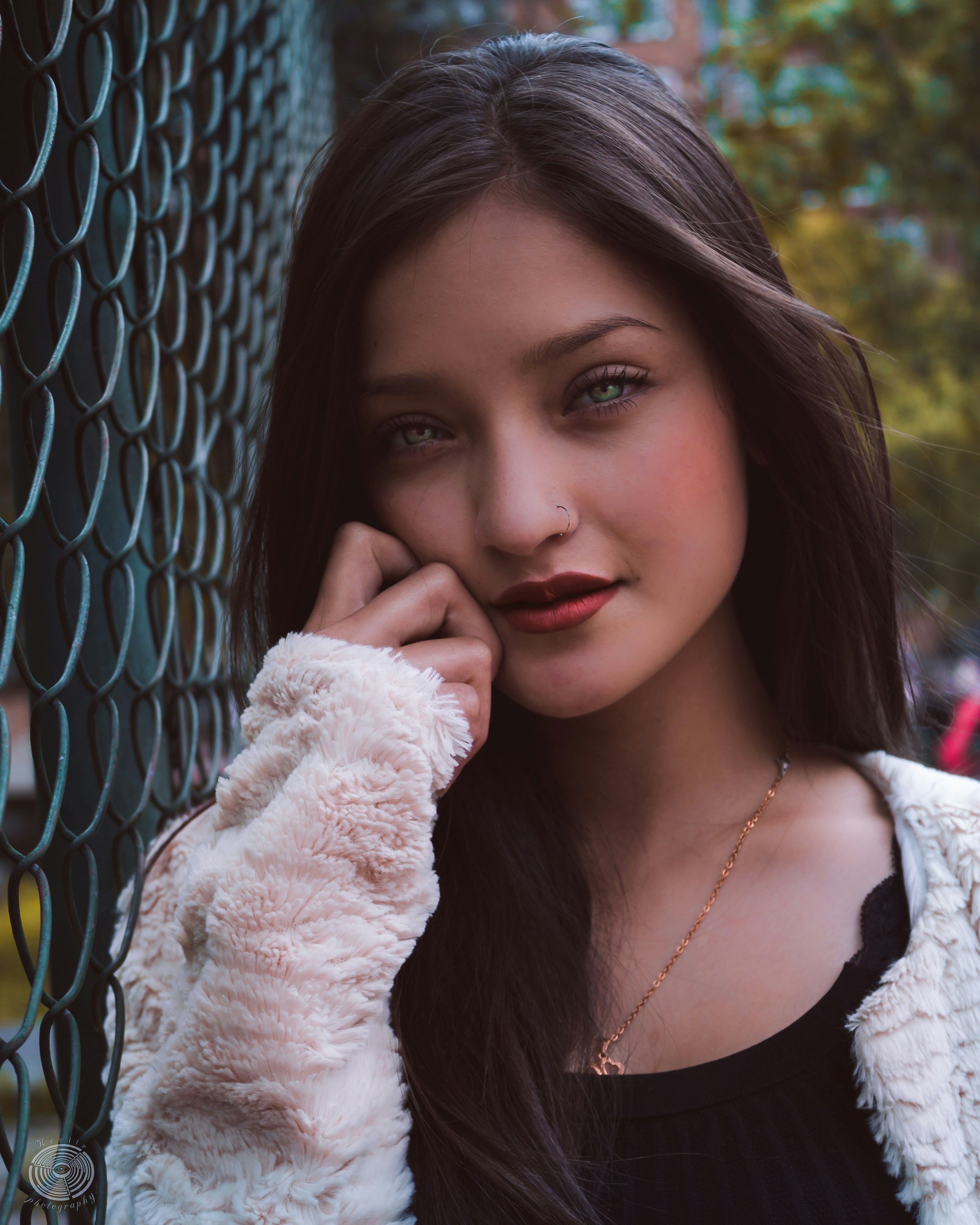 Esta fotografia la hice en una sesion de fotos me encanto el retoque que realice y desearia que cualquier persona comparta esta hermosa creacion mia .