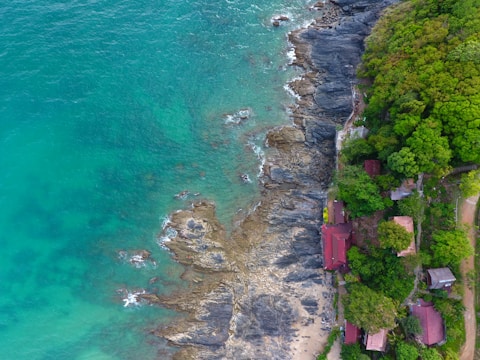 bird's eye view of seashores