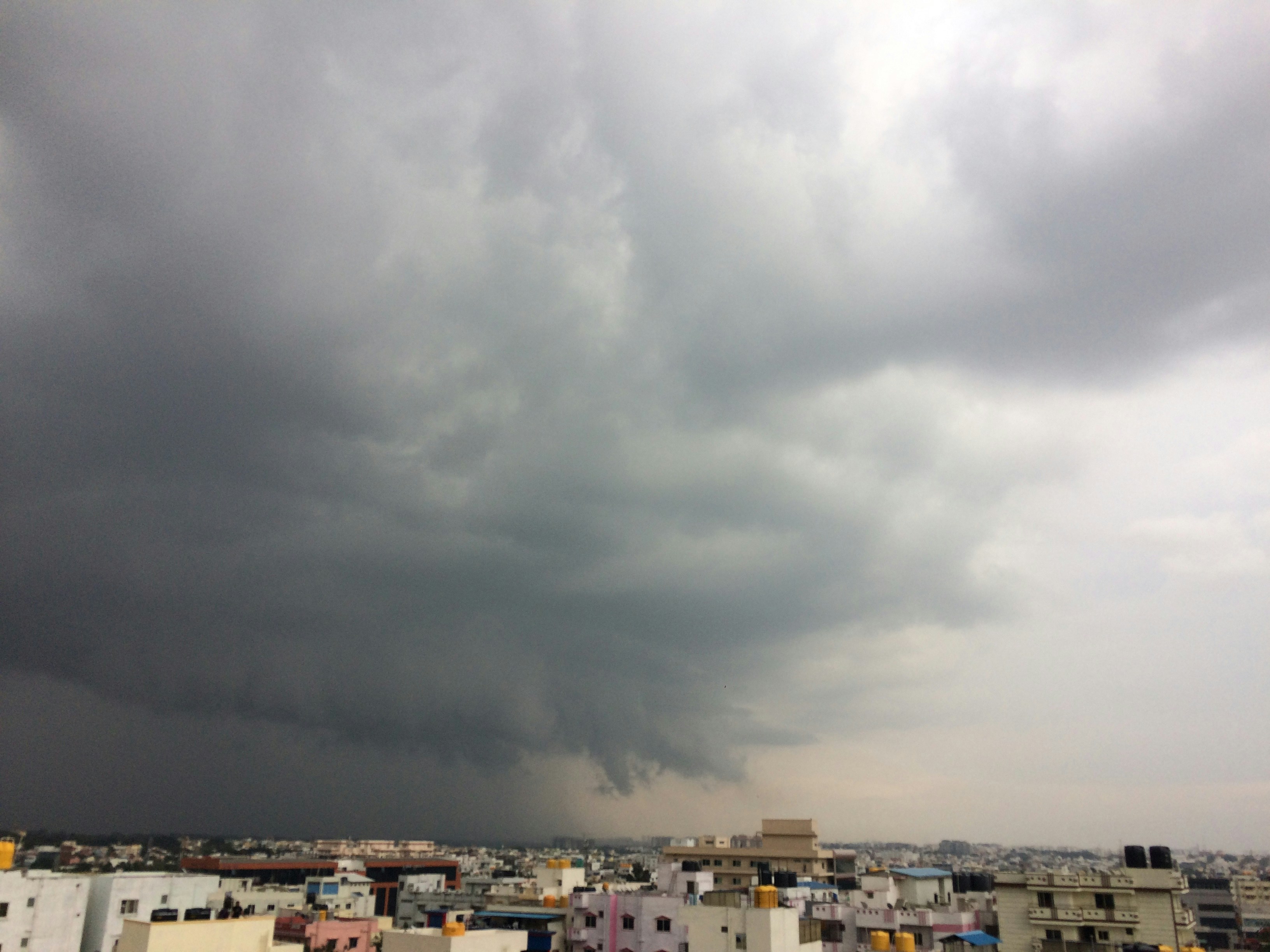 Bengaluru Weather Advisory: Rain Forecast and Impacts