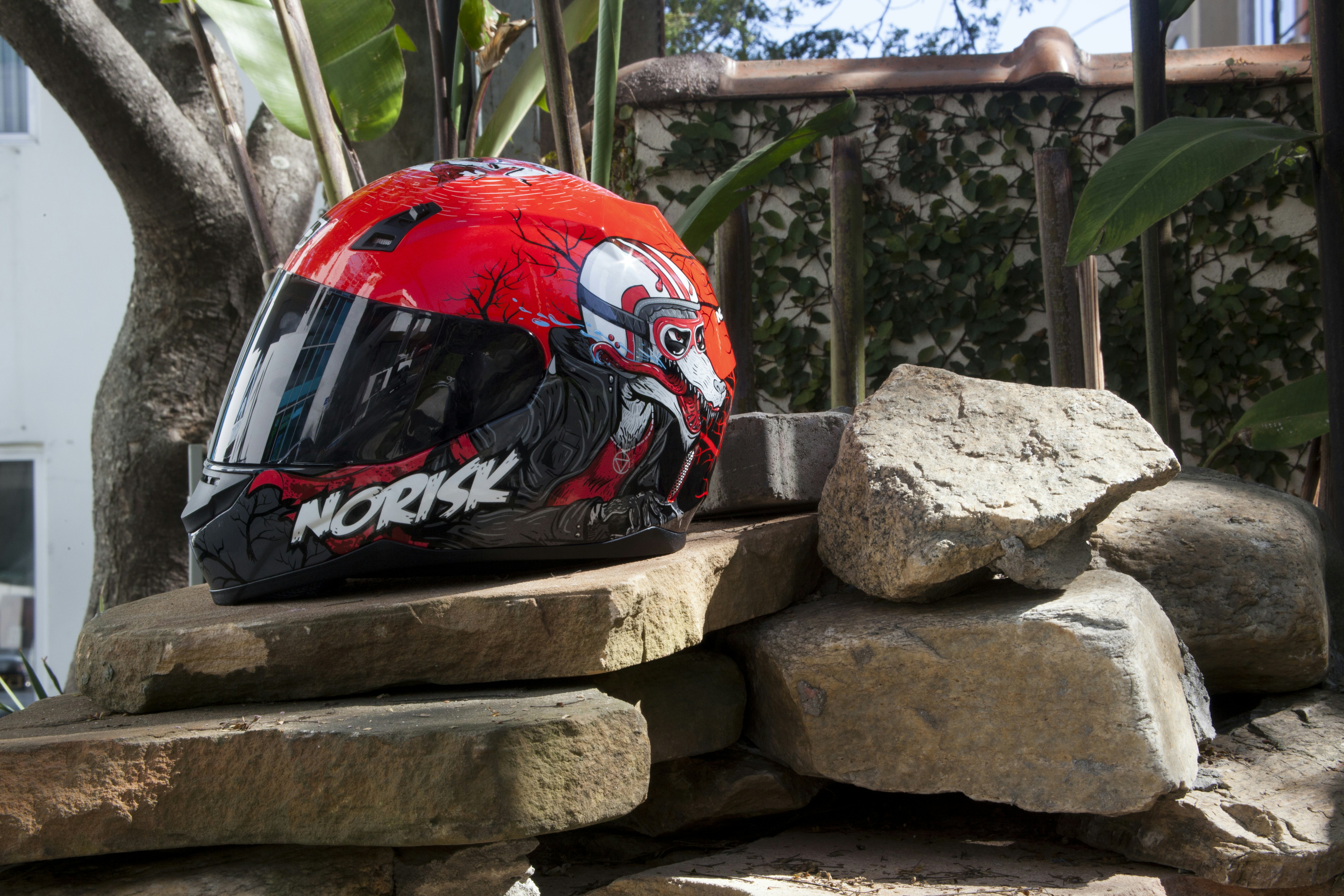 Casque intégral robuste