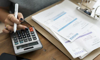 Which type of Invoice Finance is right for you?