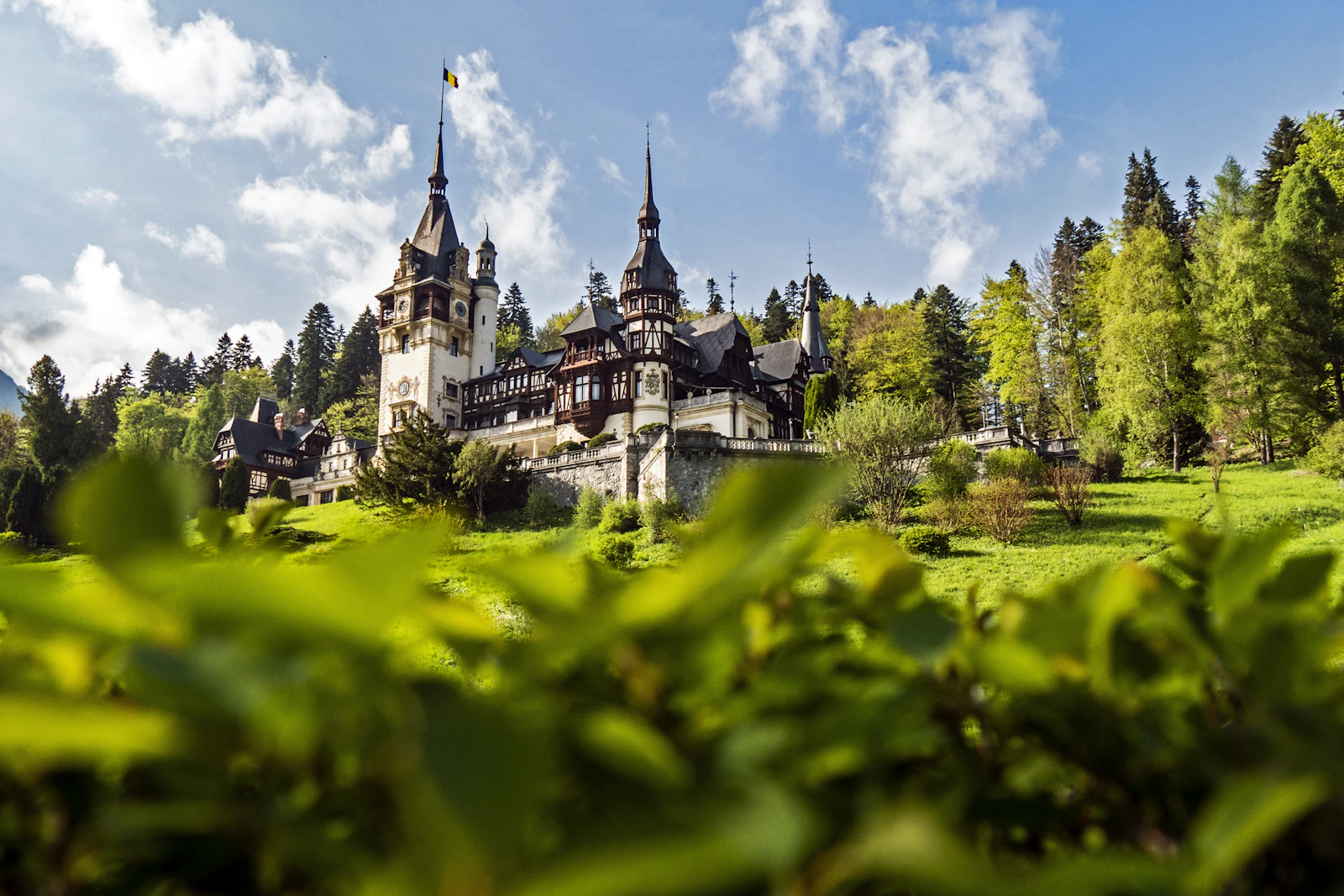 Romania in 10 days: complete itinerary through Transylvania, Bucovina and Bucharest