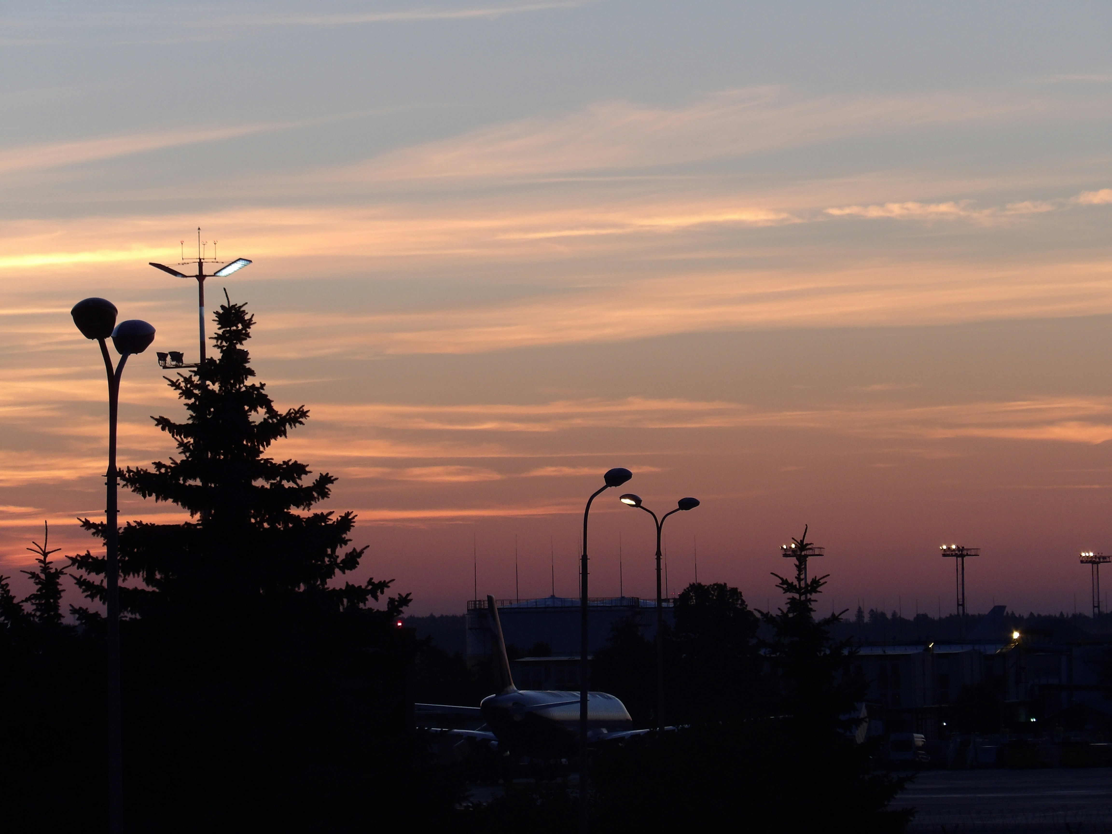 Небо ул победы 9 фото Фотографии чистого неба: красота природы над городом Фотогалерея мыслей varvara-