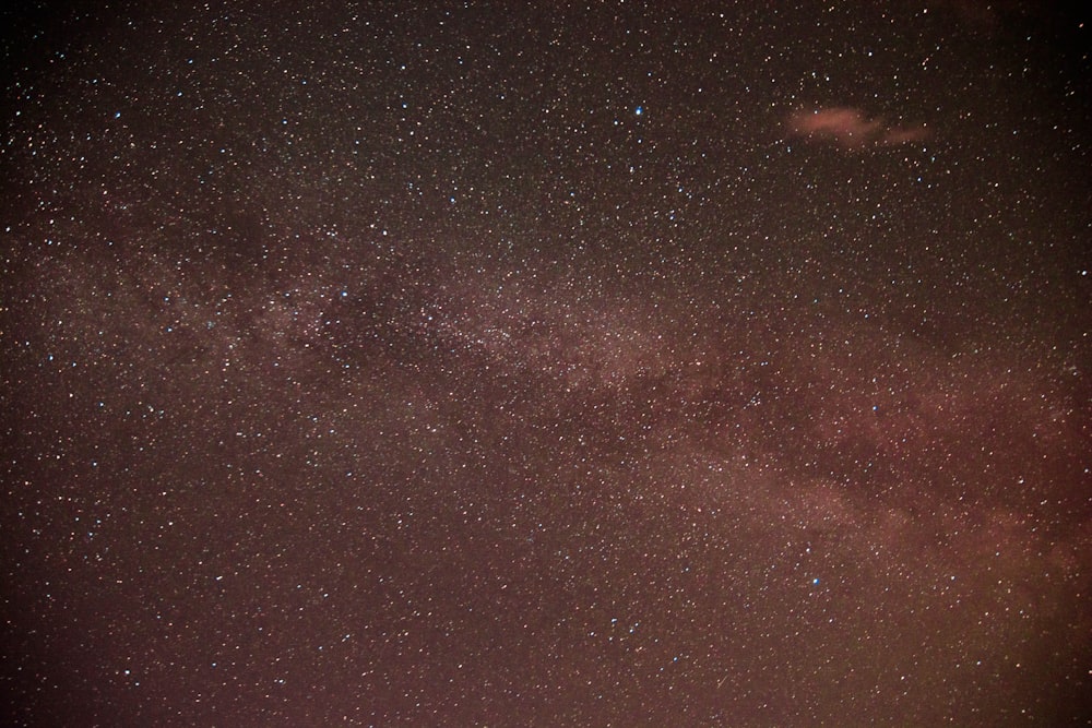 stars in the sky at nighttime