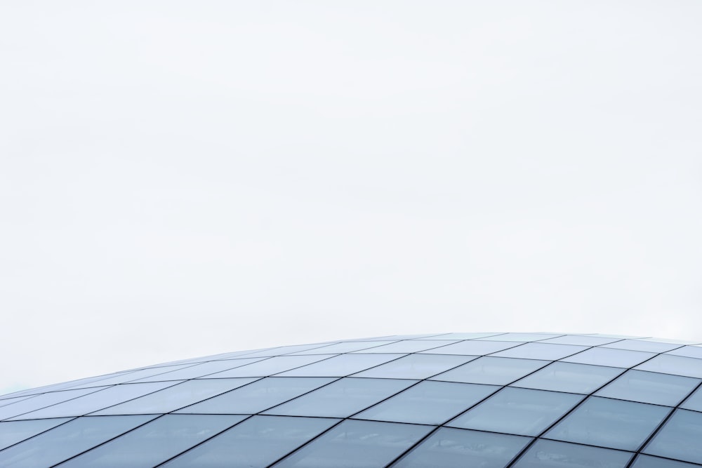 tetto in vetro grigio