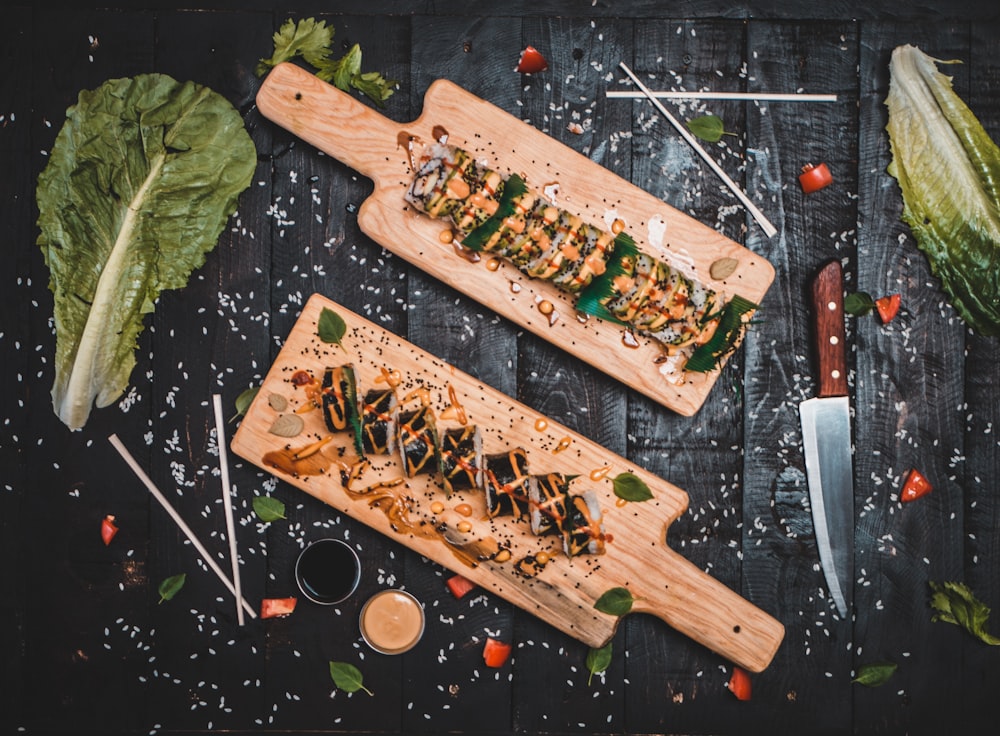 uramaki on chopping boards