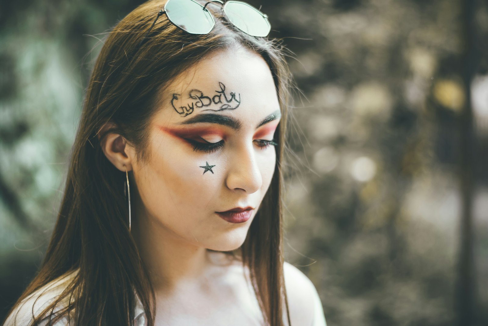 Nikon D3400 + Nikon AF-S Nikkor 50mm F1.8G sample photo. Woman with face paint photography