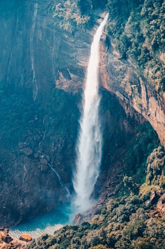 landscape photography of waterfall during daytime