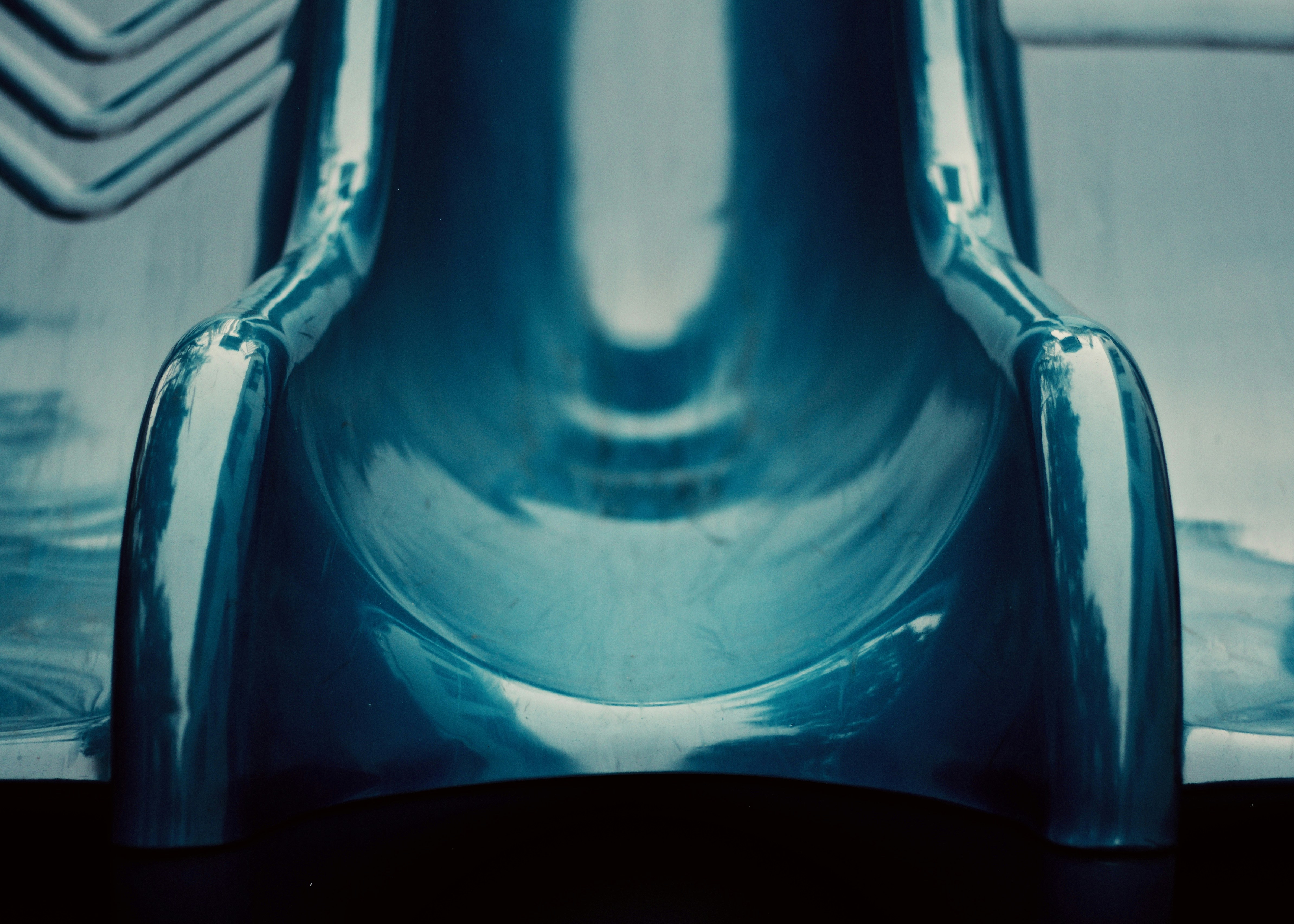 a close up of a shiny metal object, 