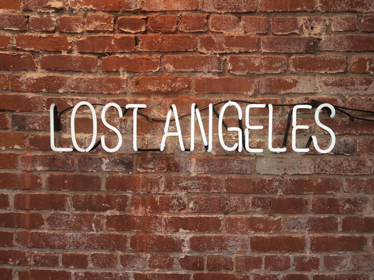 Лост анджелес текст френдли. Rehab_Angel. Lost Angeles Farm.