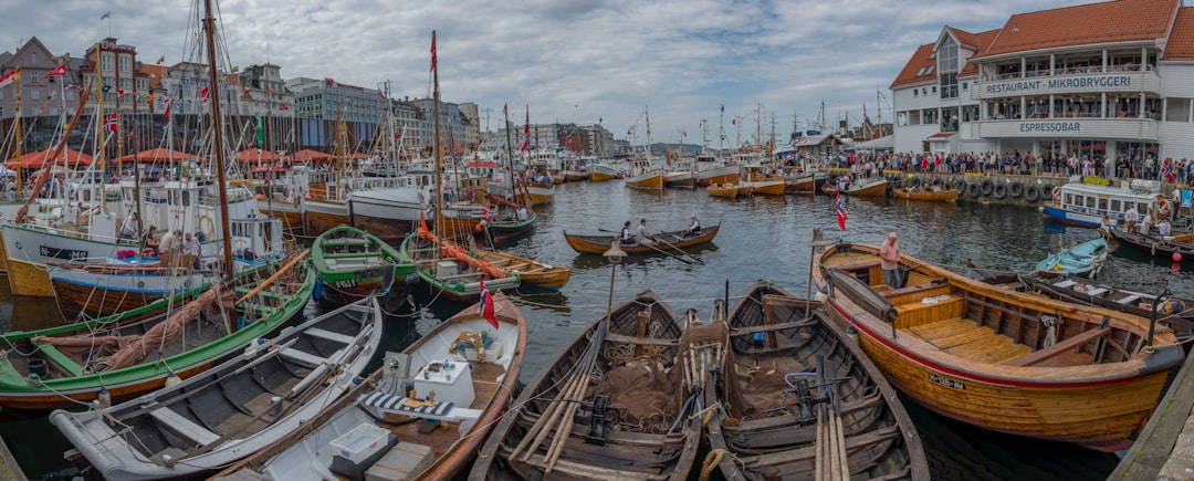 travelers stories about Waterway in Bergen, Norway